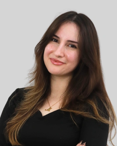 منى محروم